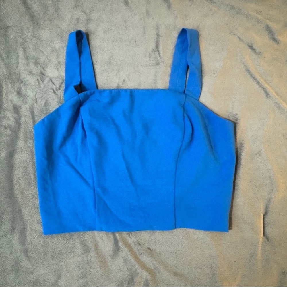 🌟5 for $25 | Dynamite Blue Bustier Tank Top

#1035